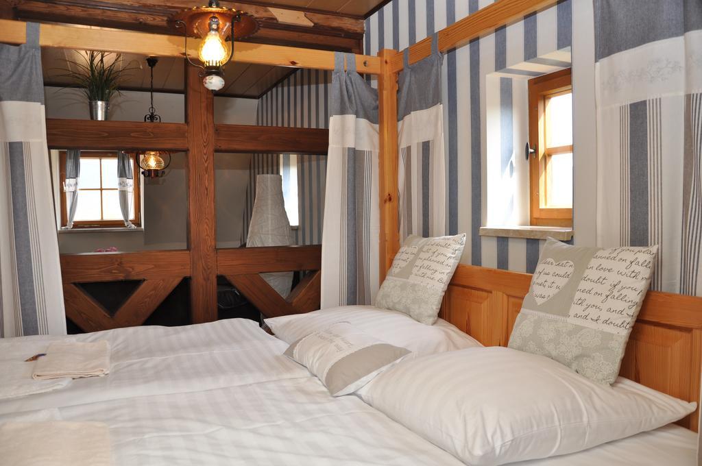 Thueringer Landhotel Edelhof Uhlstadt-Kirchhasel Екстер'єр фото